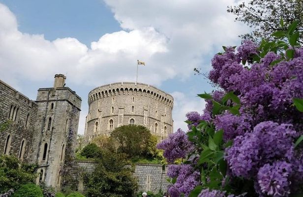 Wonderful Windsor Black Taxi Tour London