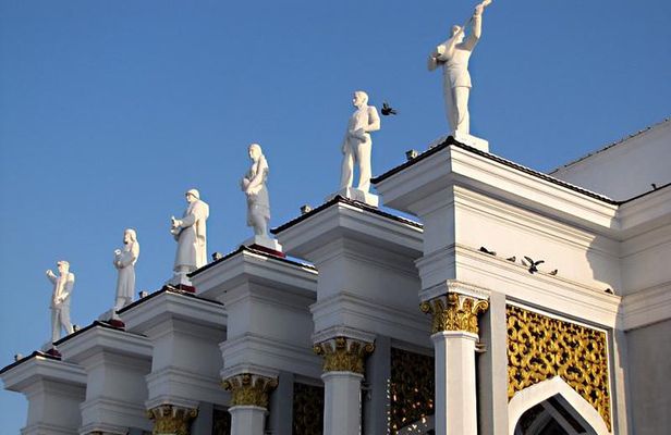 Tour to "USSR"