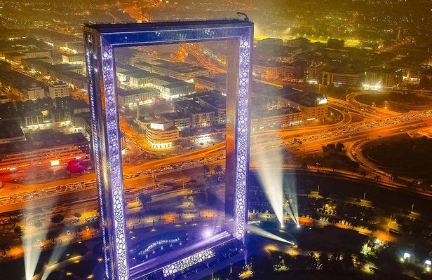 Private Dubai frame tour with round trip transfers