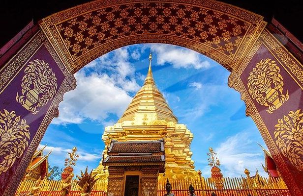 Wat Doi Suthep Temple and White Meo Hilltribe Village Half-Day Tour from Chiang Mai