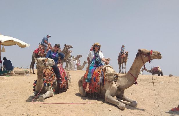 All inclusive Luxury tour: Pyramids, Sphinx, Felucca, Camel ride
