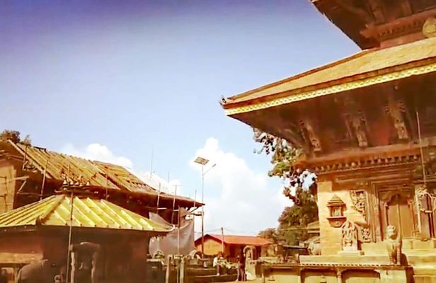 Bhaktapur Day Tour with Changu Narayen