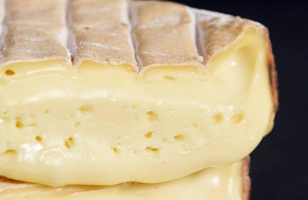 Chauffeured Cheese and Wine Tour with 3 Course Lunch - For 2