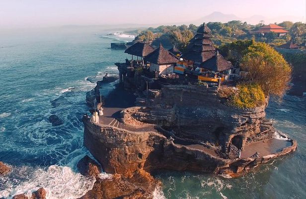 Holy Taman Ayun & Tanah Lot Temple Tour
