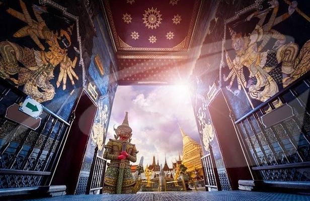 Private Tour: Bangkok's Grand Palace Complex and Wat Phra Kaew