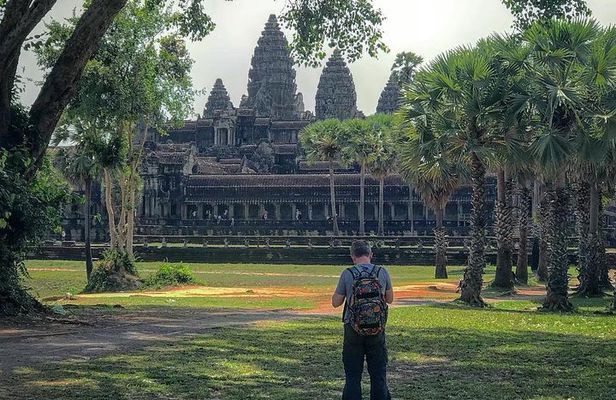 Special Angkor Wat Half Day Tour