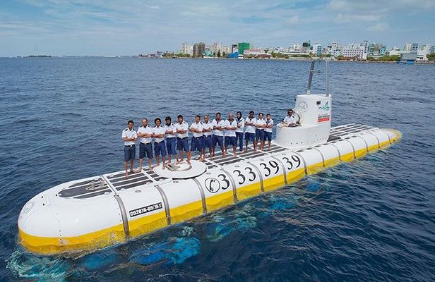 2-Hour Maldives Submarine Tour From Male