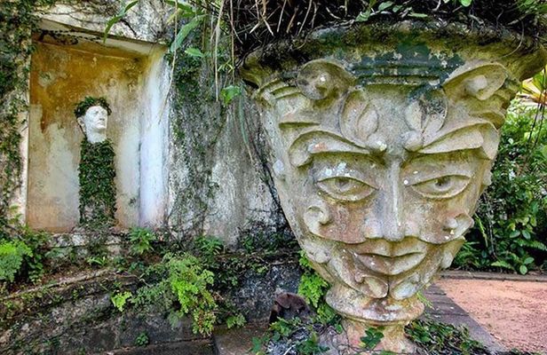 Exclusive: Geoffrey Bawa Gardens and Architecture Tour