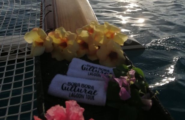SHARED SUNSET LAGOON CRUISE - Bora Bora Cultural Lagoon Tour