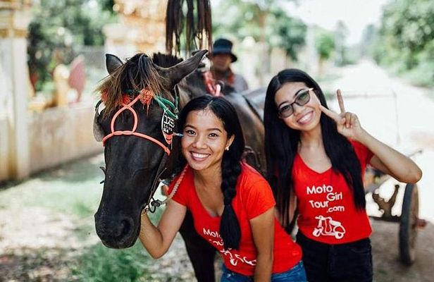 MotoGirl - Day Adventure Tour