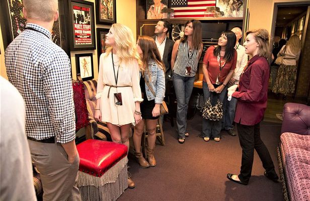 Grand Ole Opry House Guided Backstage Tour in Nashville