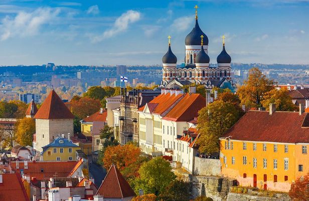 Private Tallinn Day Trip from Helsinki