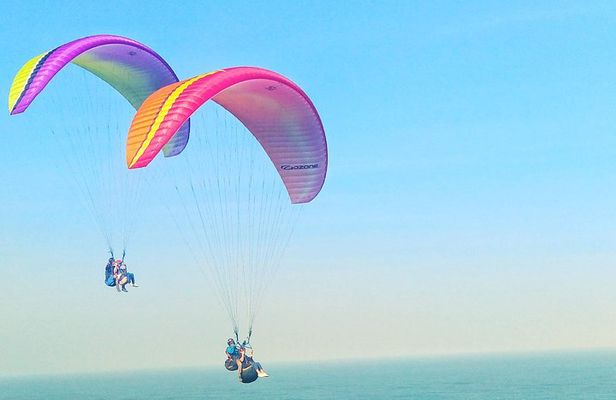 Paragliding Bali at Uluwatu Cliff with Photos/Videos