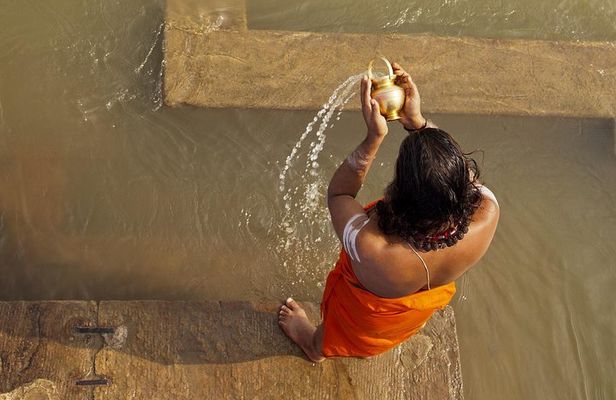 Varanasi Bliss: Private Food Tour, Boat Ride & Ganga Aarti
