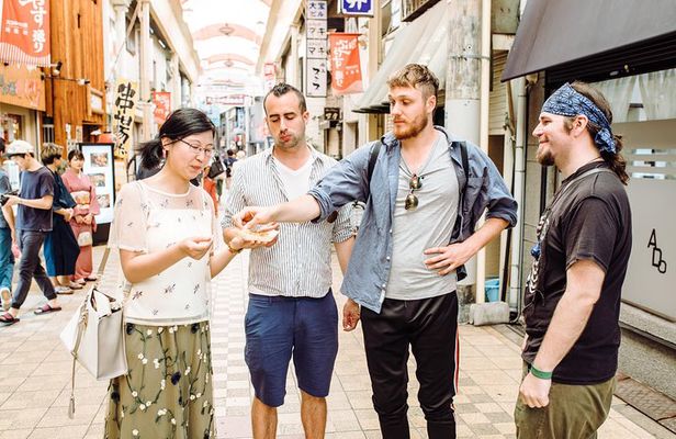 Nakazakicho Osaka: Private & Personalized Tour with a Local Guide