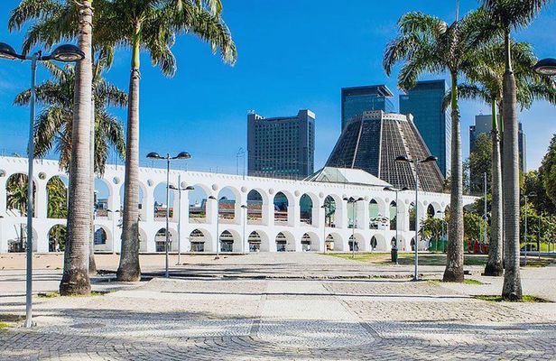 Tour 1 ( 8 hours ) : Sugar Loaf , Corcovado , Old Downtown Lapa and Santa Teresa