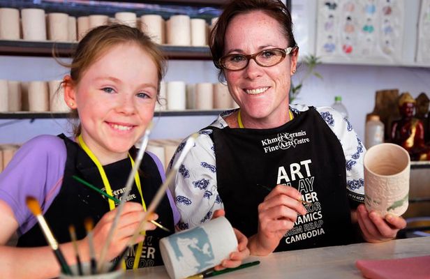 Siem Reap Draw on your 3 Mugs Painting Workshop
