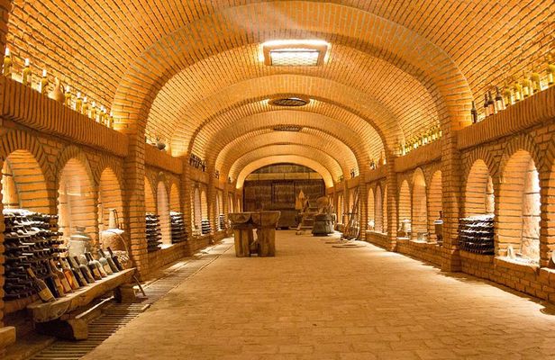 Private Wine Tour in Kakheti with Wine Tastings
