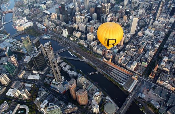 Melbourne Balloon Flight at Sunrise
