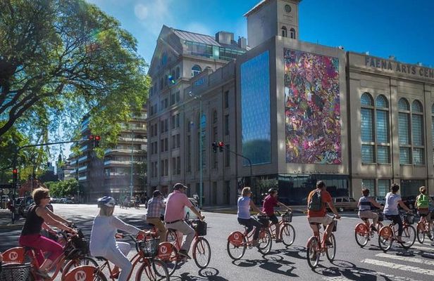 Buenos Aires Bike Tour: San Telmo and La Boca Districts