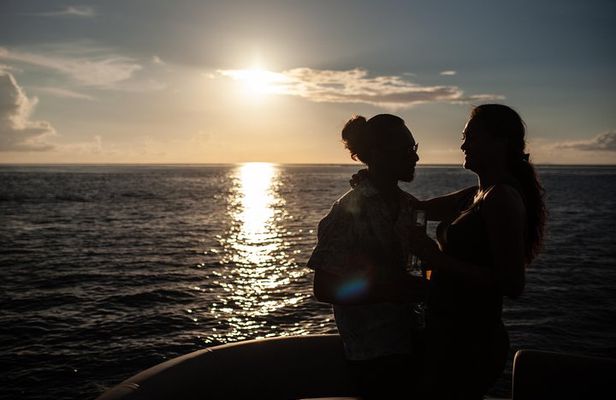 Toa Boat Bora Bora Private Sunset on Ambassador Boat