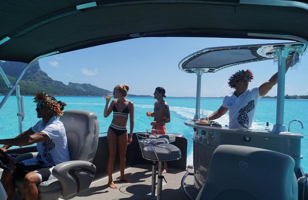 Toa Boat Bora Bora Private Lagoon tour with Lunch on Entertainer Bar Boat