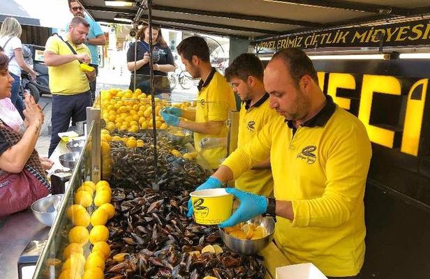 Private Food tour in Europe and Asian Side of Istanbul