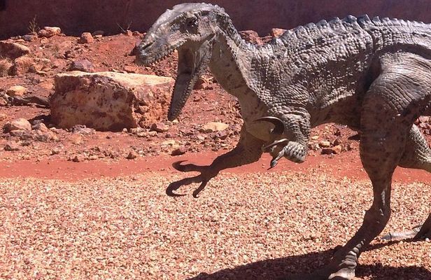 Age of Dinosaurs Museum Half Day Tour with Red Dirt Tours