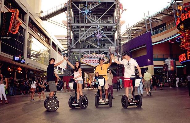 Las Vegas Segway Tour: Fremont Street Experience