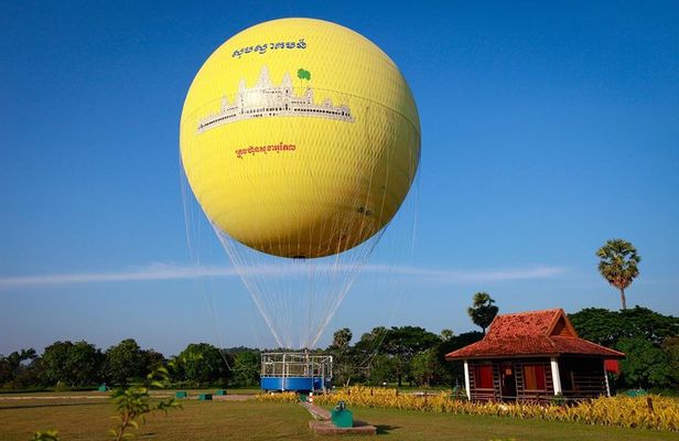 Angkor Wat plus Balloon Ride with Khmer Lunch