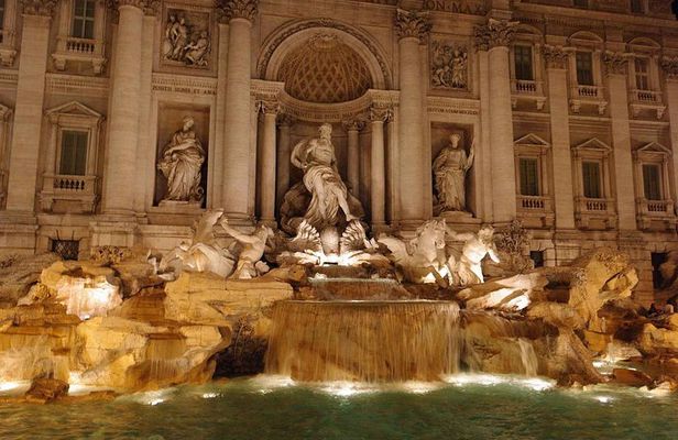 Rome by night with pizza & gelato ( minimum 2 people)