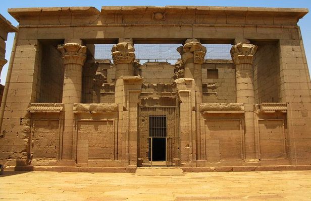 Kalabsha Temple tour on Nasser's Lake in Aswan day trip