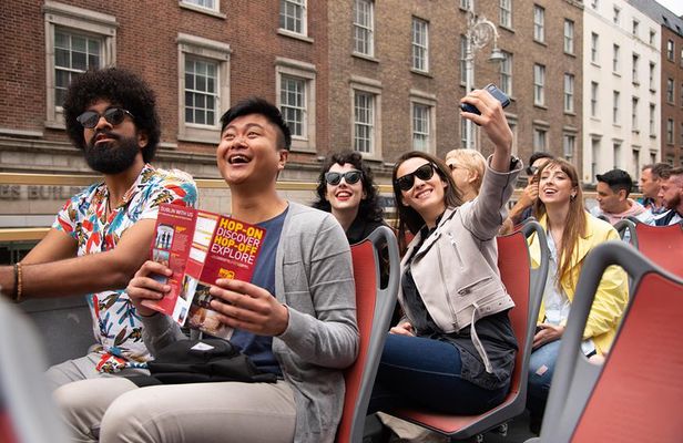 Big Bus Dublin Hop-on, Hop-off Sightseeing Tour with Live Guide