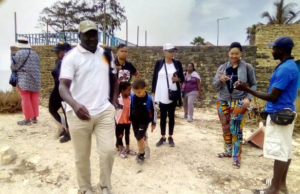Full-Day PINK LAKE and FISHING VILLAGE combination