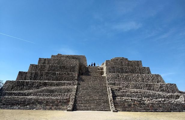 Canada de la Virgen Pyramids and San Miguel de Allende