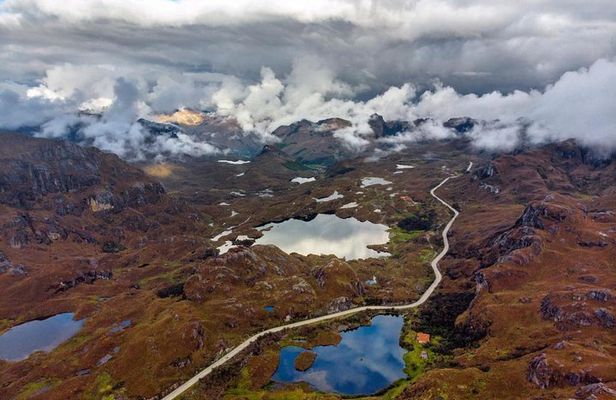 Excursion to the National Park "El Cajas"