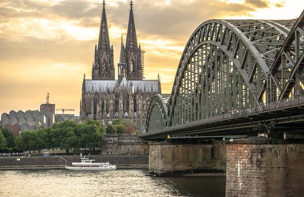 Cologne Private Walking Tour With A Professional Guide