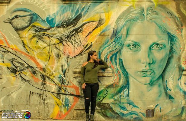 Montevideo: Walking Tour with Photographer and Audioguide