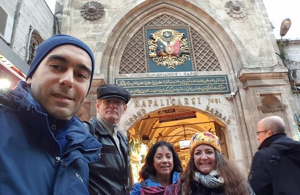 Shopping Therapy in old Bazaars