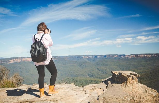 Blue Mountains Day Tour With Bushwalks, Waterfalls & Featherdale