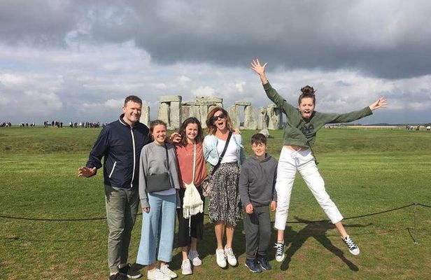 Stonehenge & Bath Private Day Tour from London