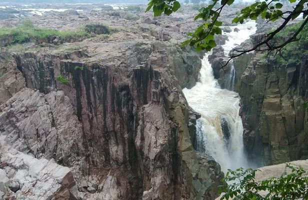 Raneh Waterfalls and Tantalizing Khajuraho Temples Tour