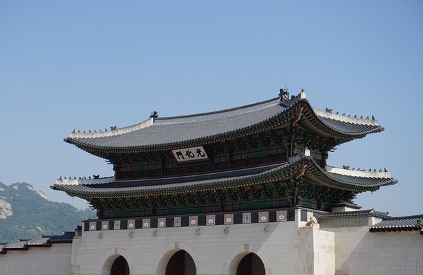 Seoul Modern History Tour: Tracing K-Democracy