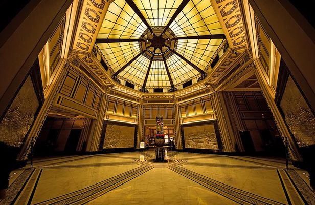 4-Hour Private Shanghai Art Deco Walking Tour With City Master