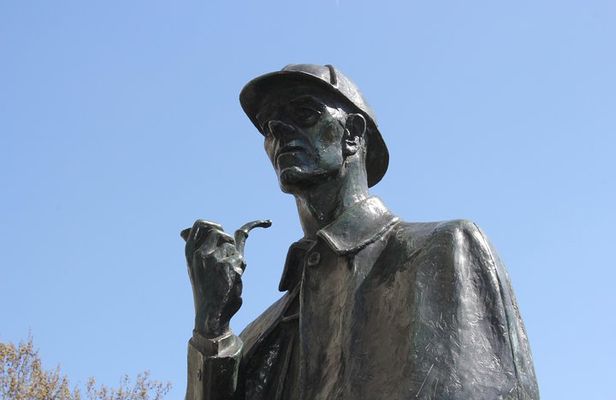 Private Sherlock Holmes Walking Tour of London