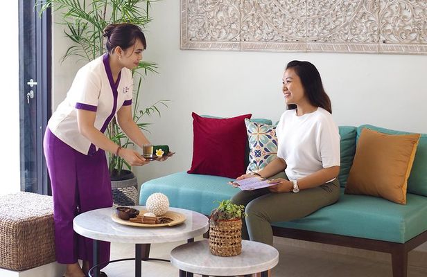 Full Body Scrub and Flower Bath Massage 2 Hours at Nusa Dua