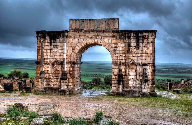 Day Trip from Fez to Meknes and Volubilis