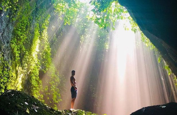 Beji Guwang Hidden Canyon With Tukad Cepung Waterfalls
