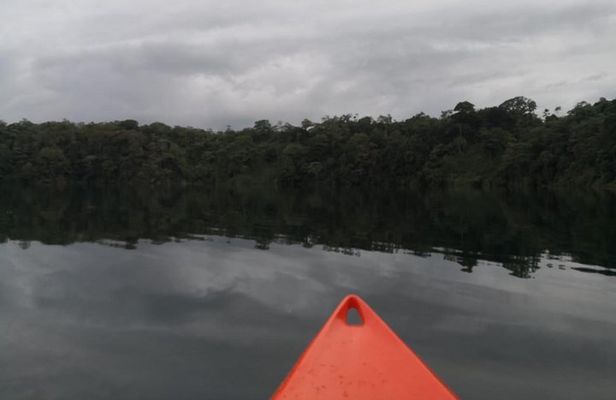 Full day kayaking and hot springs with lunch at Arenal Volcano from San Jose