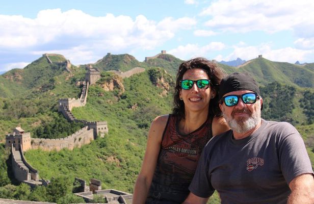 Private Great Wall Hiking Tour from Simatai West to Jinshanling